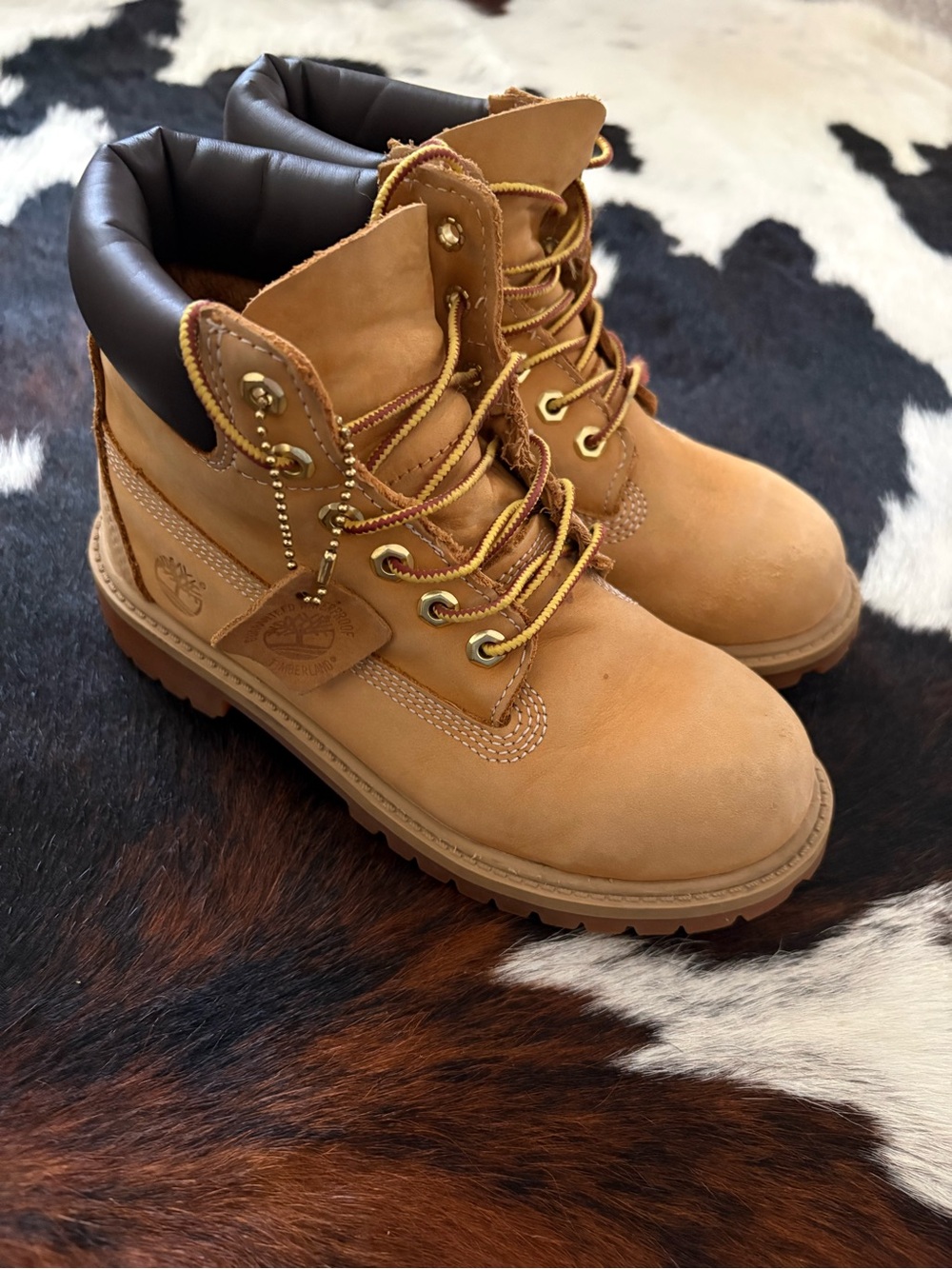 Timberland Kids Wheat Lace-Up Boots with |Youth Size 2